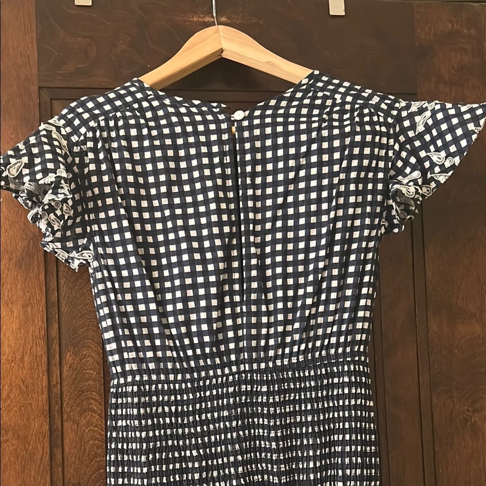 Elegant Navy and White Gingham Dress - Picture 6 of 6